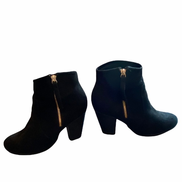Bootie with Chunky 4" Heel - Picture 1 of 5